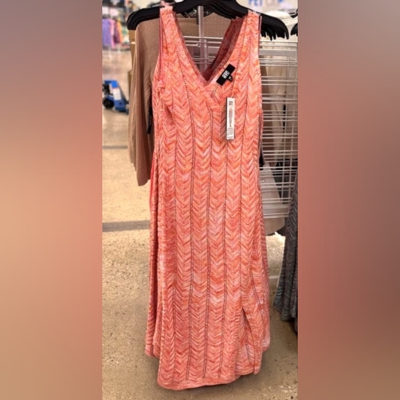Dresses & Skirts - Madden NYC Space Dye Sleeveless Crochet Knit Midi Dress Size S